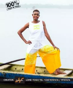 Ensemble pantalon batik enveloppe et top brodé