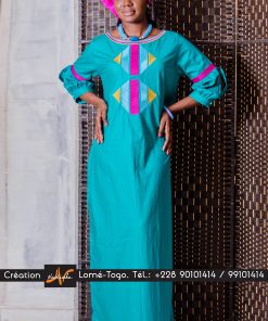 Robe longue brodée