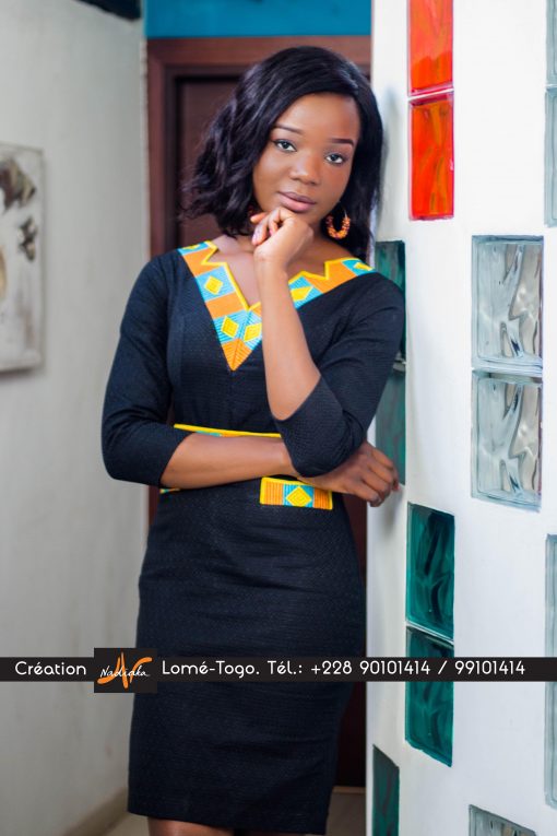 Robe courte brodée – Image 3