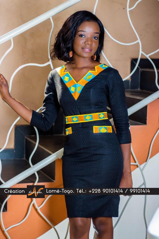 Robe courte brodée