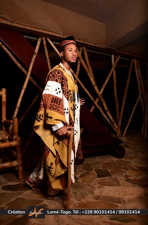 Ensemble tunique et piece Agbara brodée – Image 3