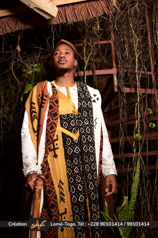Ensemble tunique et piece Agbara brodée – Image 2
