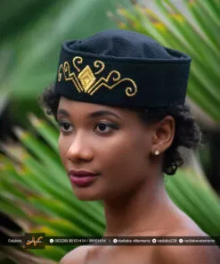 Chapeau Nyonufia à broderie jaune