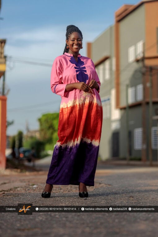 Robe tunique longue batik brodée, Couleurs dégradées Rose/Rouge/violet.