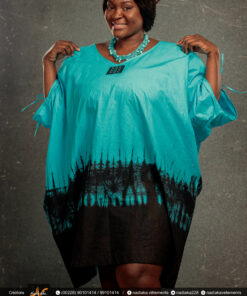 Boubou court tie & Dye brodé, couleur bleu turquoise / noir.